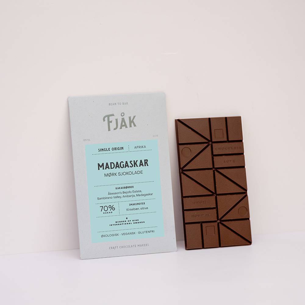 Fjak - Madagascar Åkesson's Estate 70% Dark Chocolate | Single-Origin Sambirano Valley, Award-Winning